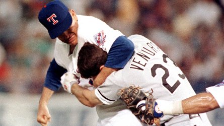 mlb_a_ryanventura_cr__1296x729.jpg