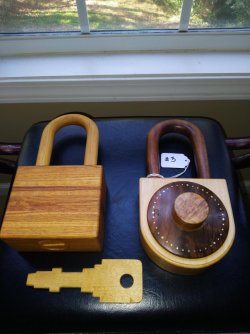 Pad lock & combination lock..jpg