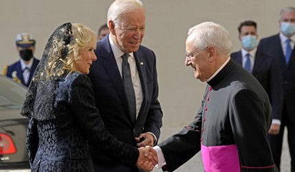 Vatican_Pope_G20_Biden_61244.jpg-3bc2c_c0-245-6049-3771_s885x516.jpg