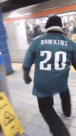 1637632192660.gif