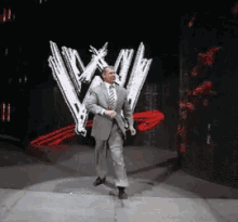 tenor (20).gif