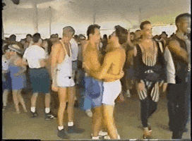 1648242365500.gif