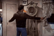 0DBBB55C-0249-4A6B-A1E8-09CB7089FF36.gif