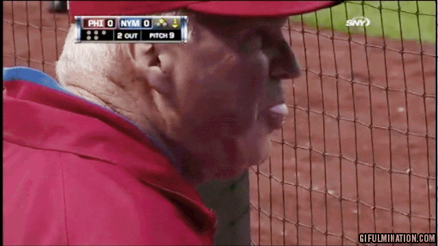 charlie-manuel-bubble-gum-fail.gif